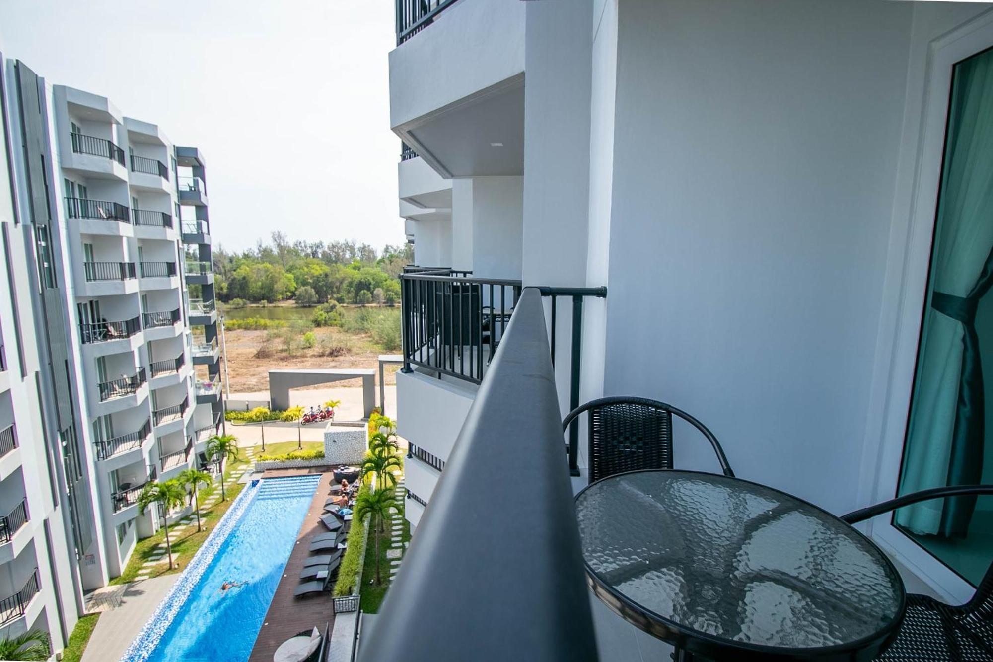 Mantra Beach Condominium Suite - Mae Phim Ban Tha Fat Buitenkant foto