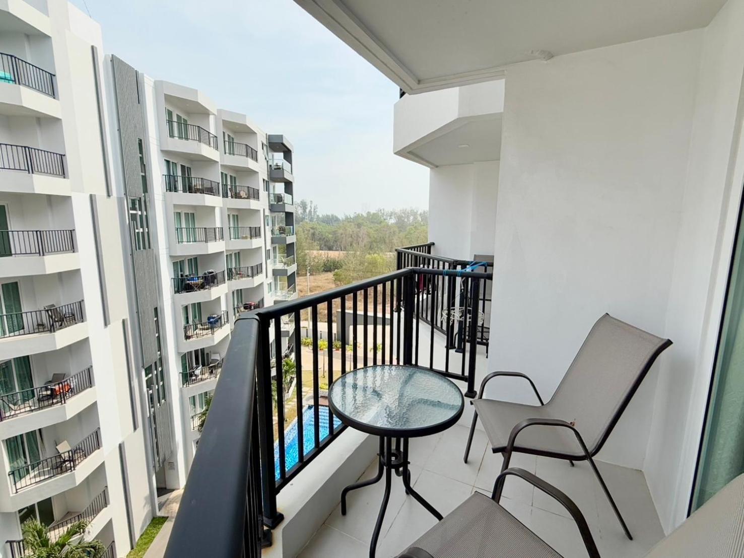 Mantra Beach Condominium Suite - Mae Phim Ban Tha Fat Buitenkant foto